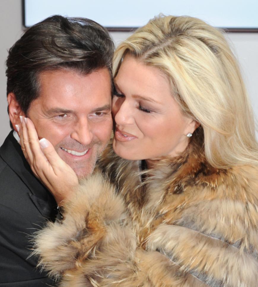 Ein Küsschen für Thomas Anders von Ehefrau Claudia