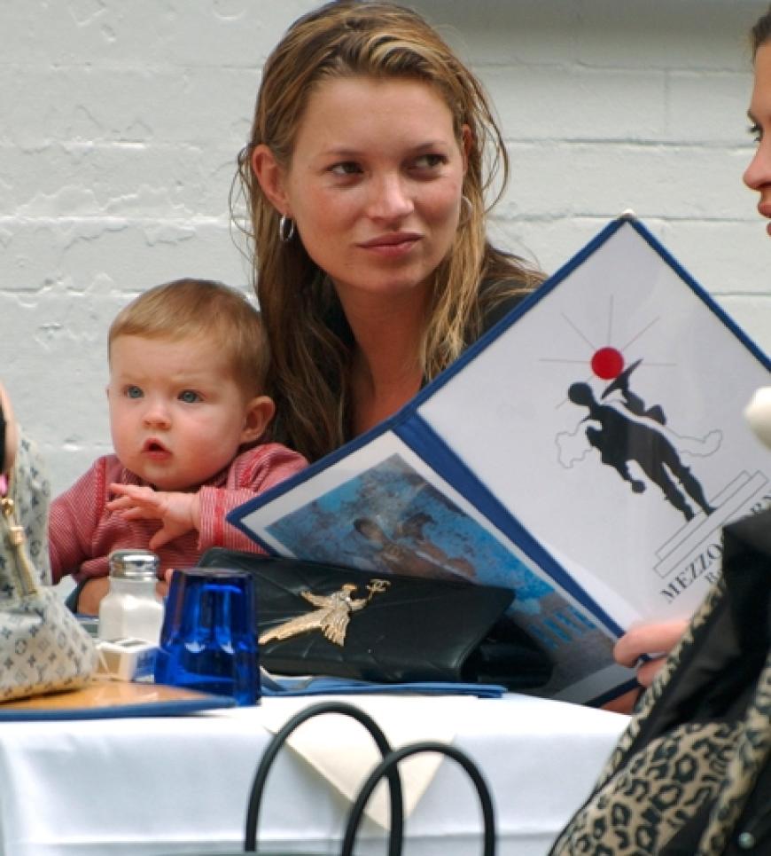 Die Mutter-Tochter-Beziehung ist trotz vieler Skandale innig