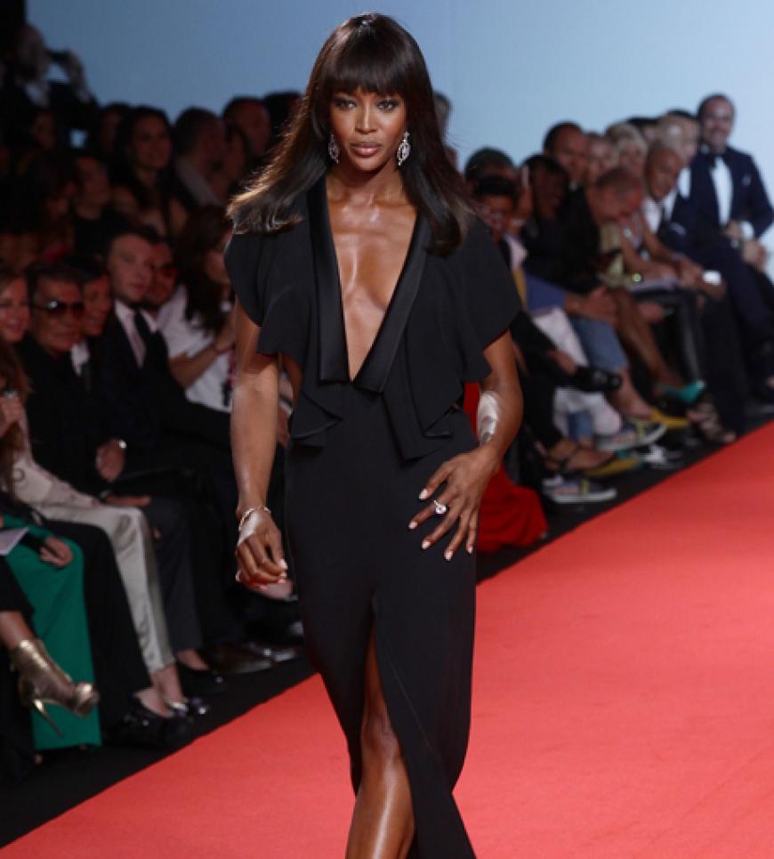 Naomi Campbell ist nicht nur die Initiatorin - sie selbst durfte auf dem Laufsteg natürlich nicht fehlen