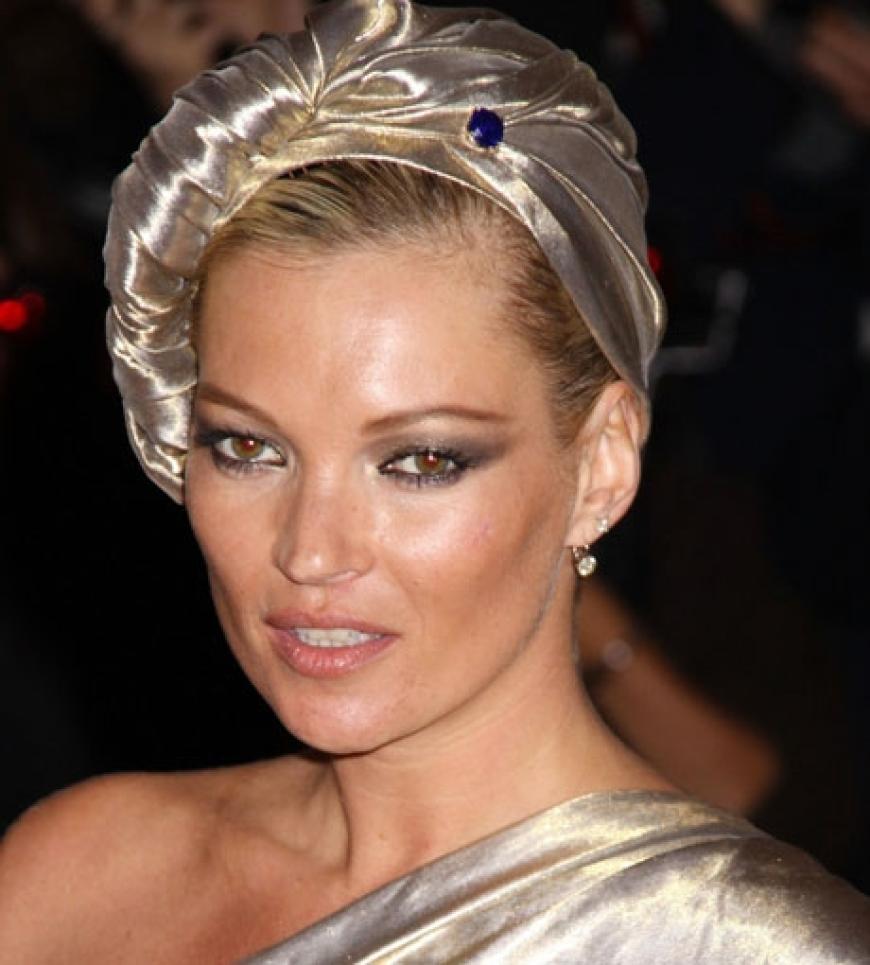 Kate Moss im Future-Look. Das britische Topmodel moderierte die Gala