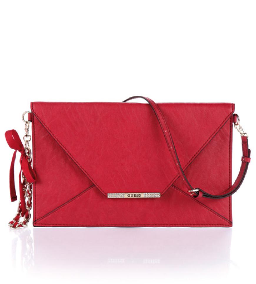 Guess what? Die rote Tasche von Guess ist super stylisch und auch noch im Herbst ein Must-have! Ca. 85 Euro