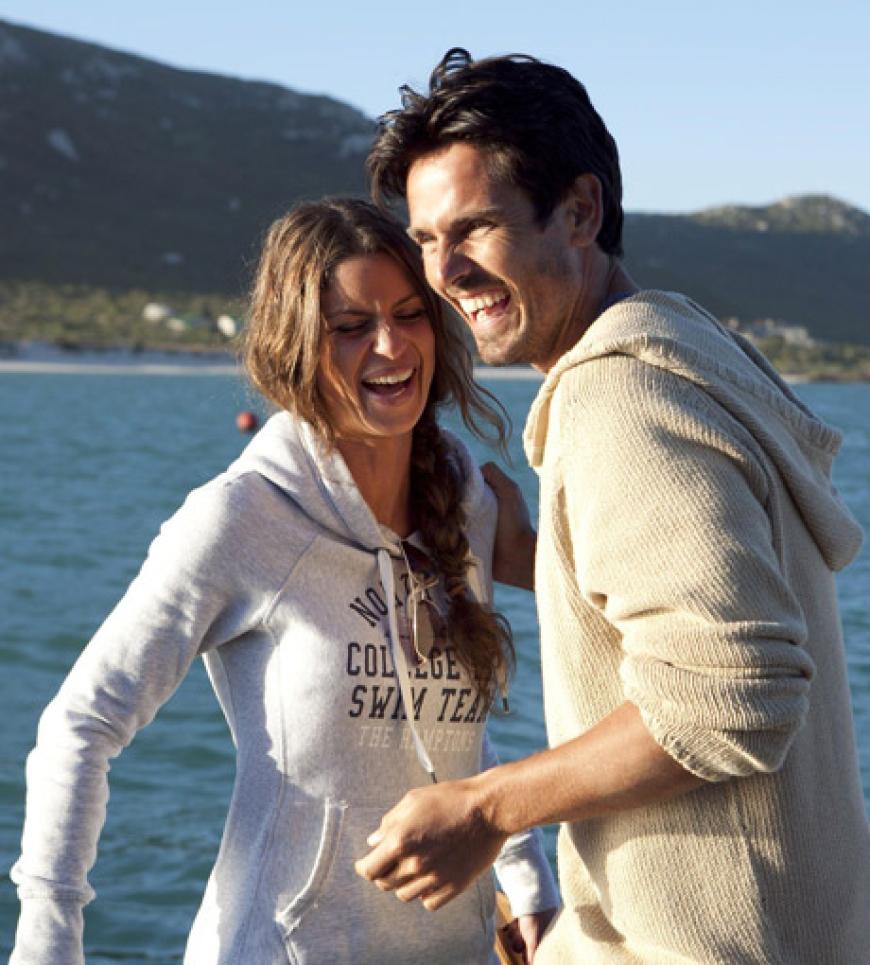 Auch Alissa und Bachelor Jan amüsieren sich