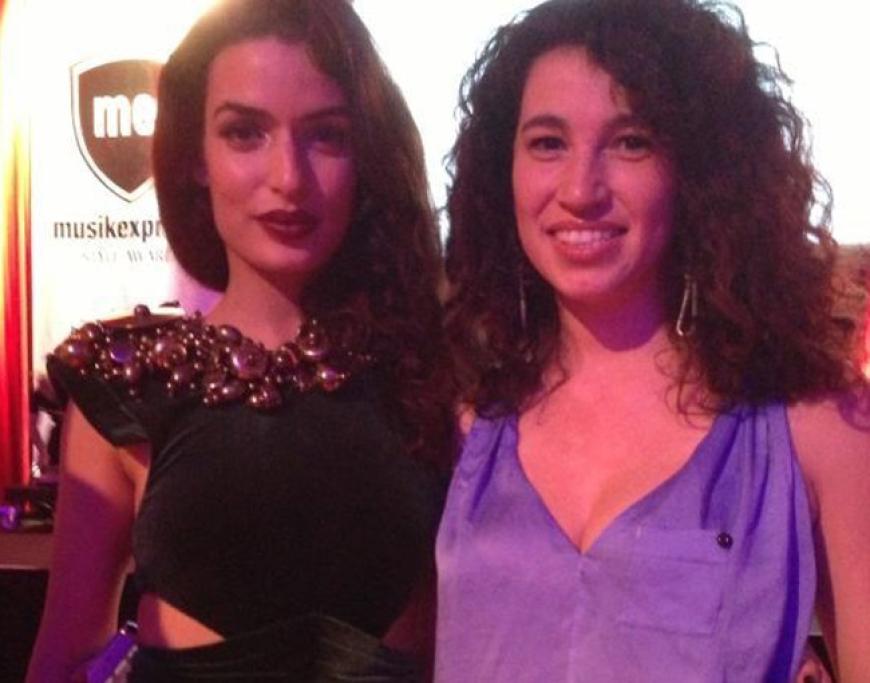 ... Bondgirl Tonia Sotiropoulou ...