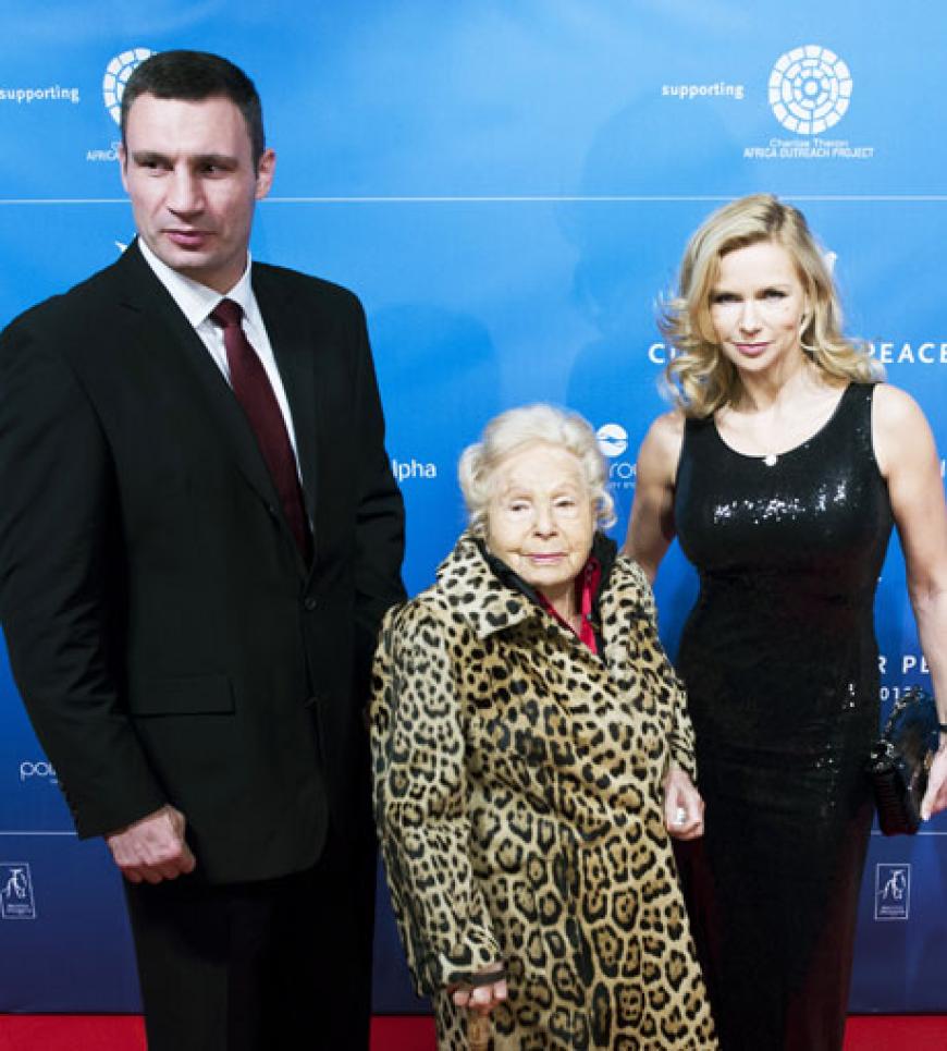 Boxer Vitali Klitschko, Holocaust-Überlebende Marga Spiegel und Veronica Ferres