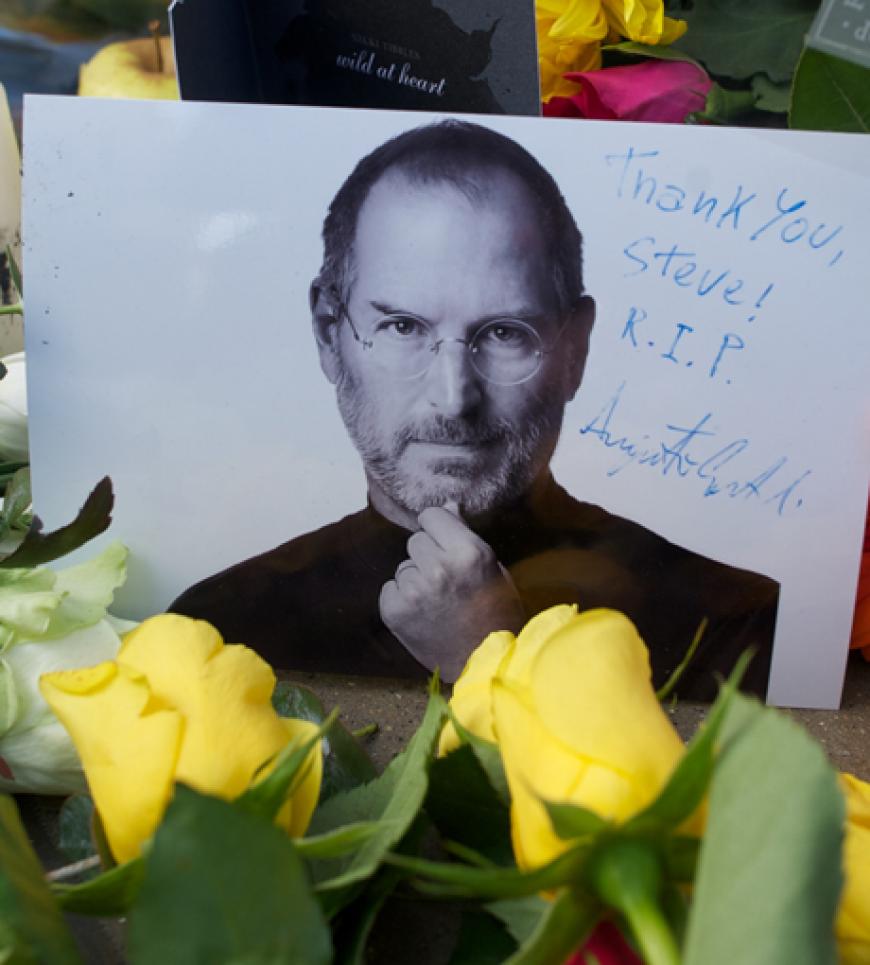 Ihm haben wir iTunes, iPod, iPhone und das iPad zu verdanken: Weltweit trauerten Fans um Steve Jobs, der mit seinen Entwicklungen die Technik revolutionierte