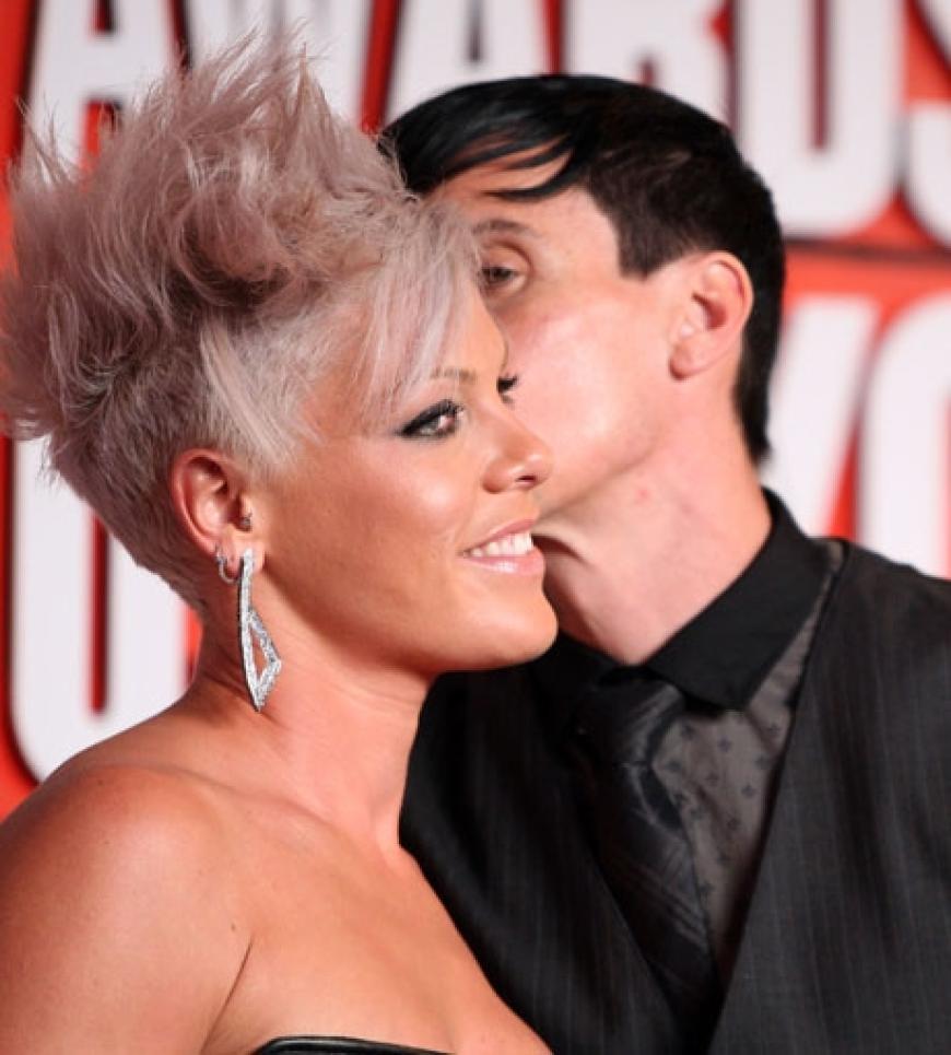 On-/Off-Beziehung: Pink zeigt sich mit ihrem Mann Carey Hart ganz verliebt