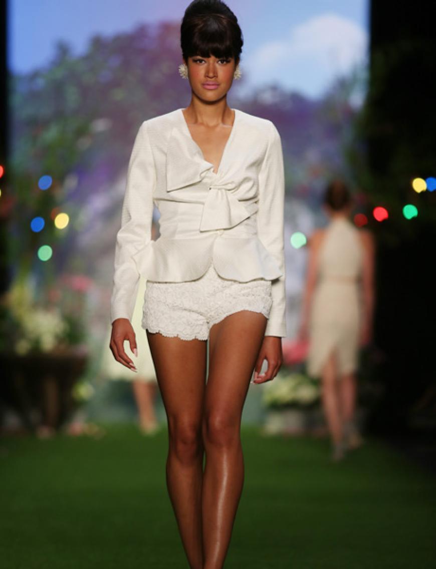 Tag 1 auf der Fashion Week: Lovelyn läuft für Lena Hoschek