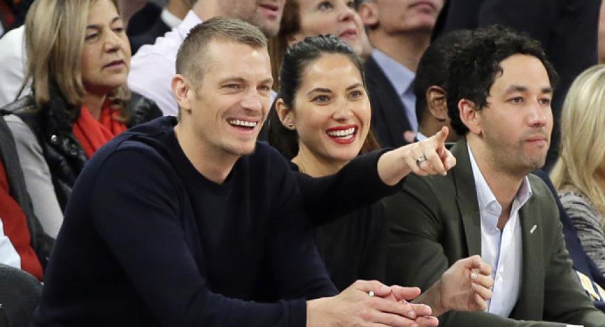 12. Februar 2014: Olivia Munn und ihr Freund Joel Kinnaman haben kurz vor dem Valentinstag großen Spaß beim Spiel der New York Knicks