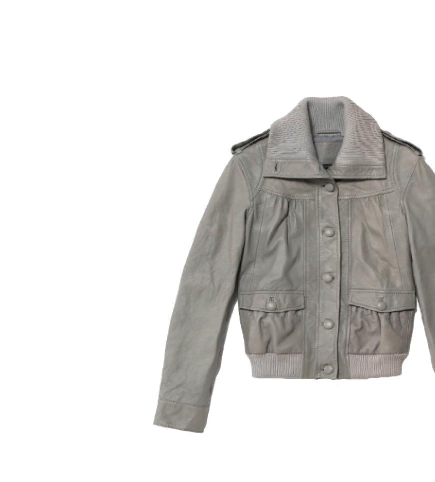 Graues Leder mit Raffungen von
Esprit, ca. 250 Euro