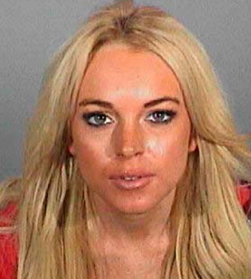 Lindsay Lohan soll betrunken Auto gefahren sein: Mai 2007
