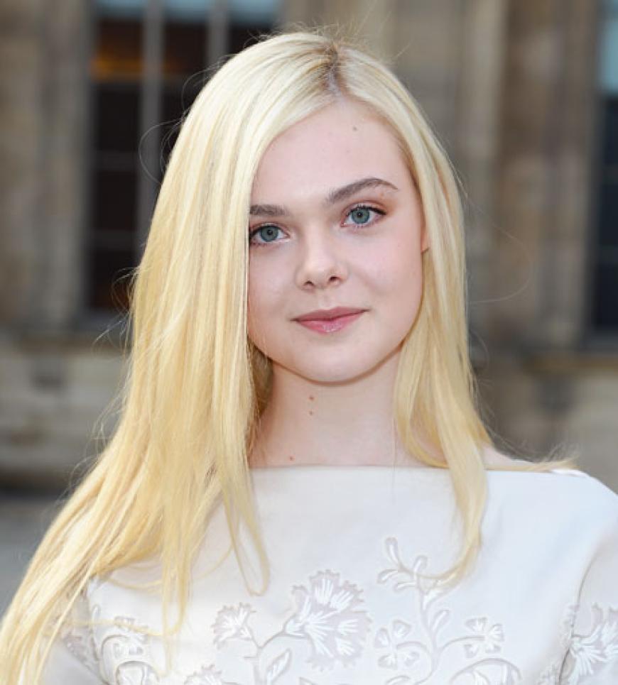 Elle Fanning süß und hübsch