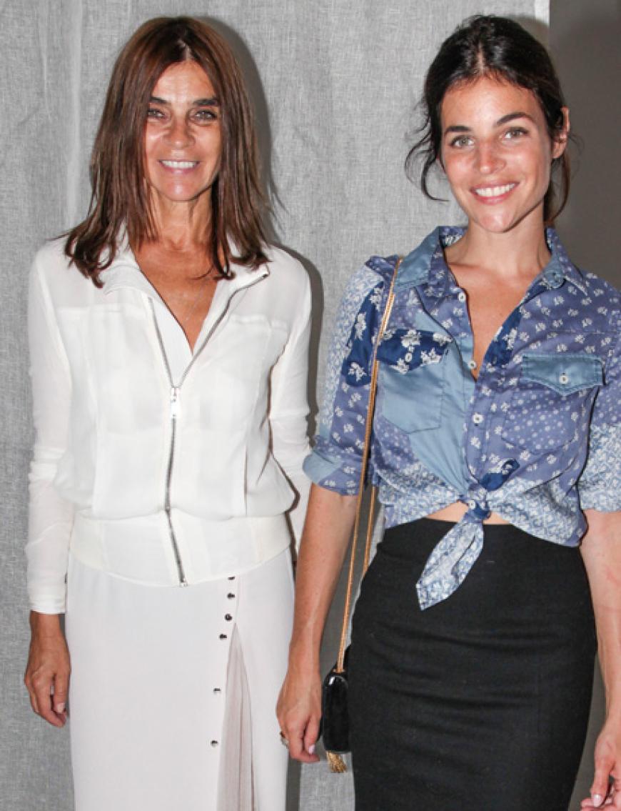Mode-Bloggerin Carine Roitfeld mit ihrer Tochter Julia Restoin Roitfeld