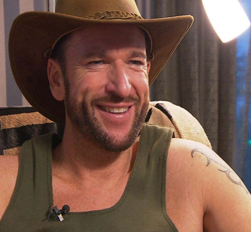 Michael Wendler hat das Camp freiwillig verlassen und ist im Hotel angekommen