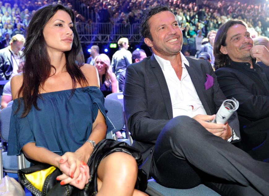 Lothar Matthäus lässt sich keinen Kampf entgehen und bringt wie immer seine aktuelle Freundin mit