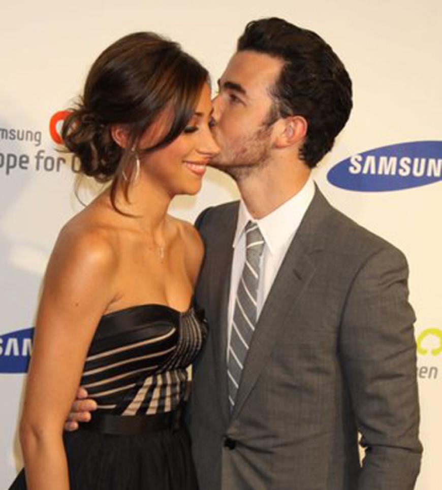 Wie frisch verliebt: Kevin Jonas und Danielle Jonas