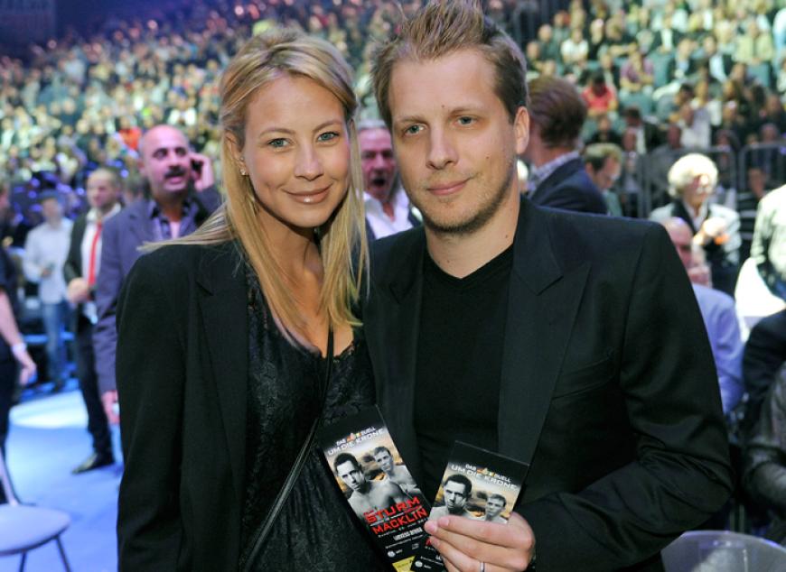 Oliver Pocher kam gemeinsam mit seiner schwangeren Frau Alessandra