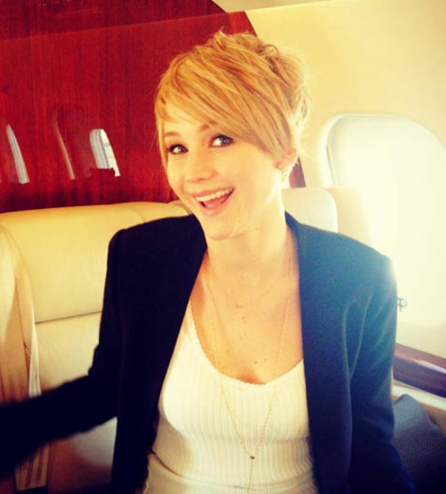 ...und hier mit ihrem neuen Pixie-Cut! Der