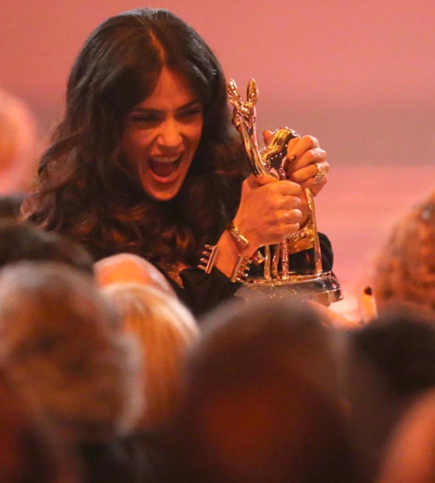 Salma Hayek freute sich riesig über ihr goldenes Rehkitz