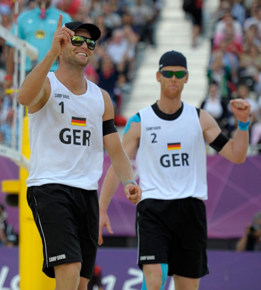 Die Olympischen Spiele in London sind 2012 das sportliche Highlight. Bei den Spielen sind neben den altbekannten Sportstars auch viele Newcomer am Start. Hoffnung für die Beach-Volleyballer Julius Brink und Jonas Reckermann - sie sind im Halbfinale