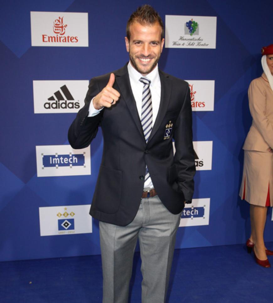 Erst seit Kurzem wieder in Hamburg und jetzt schon der gefeierte Superstar: Rafael van der Vaart