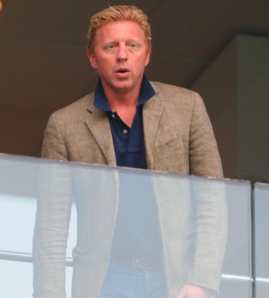 Boris Becker jubelt seinem Verein zu. Trotzdem hat es nicht ganz gereicht. Der FC Bayern München spielte nur 1:1