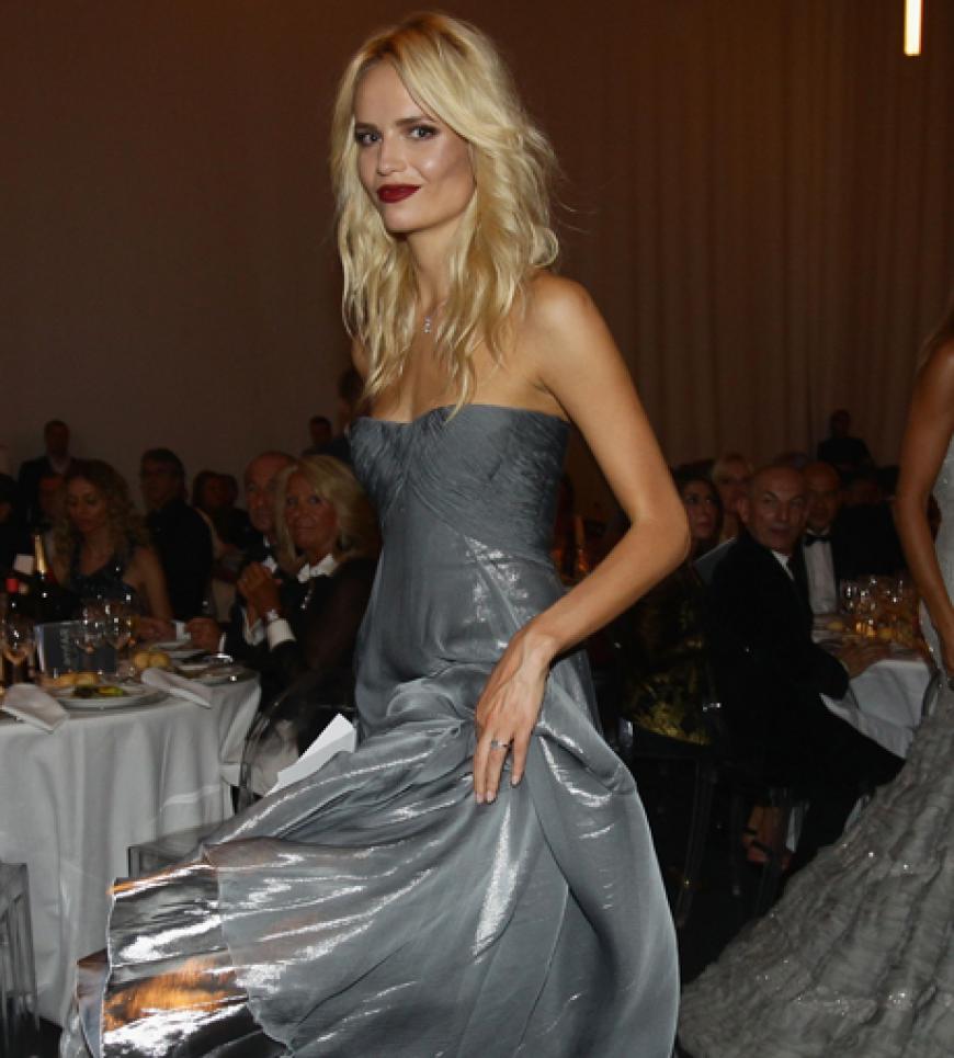 W-w-w-o-w: Natasha Poly mit dramatisch-schönem Make-up