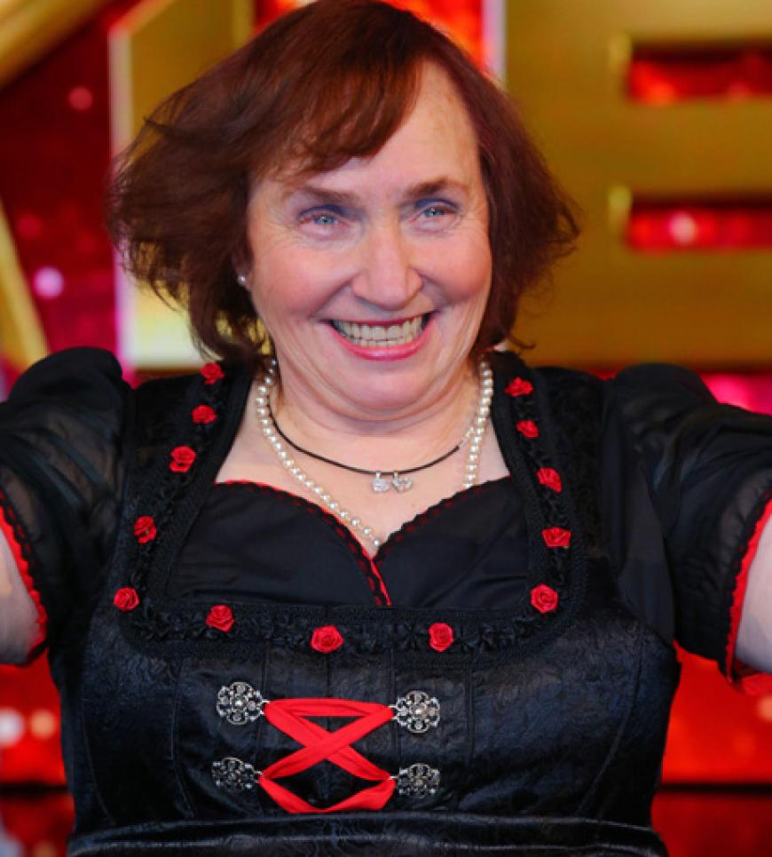 Heidi Schimiczek (61), Organistin und Chorleiterin aus Beverungen, Talent: Sängerin