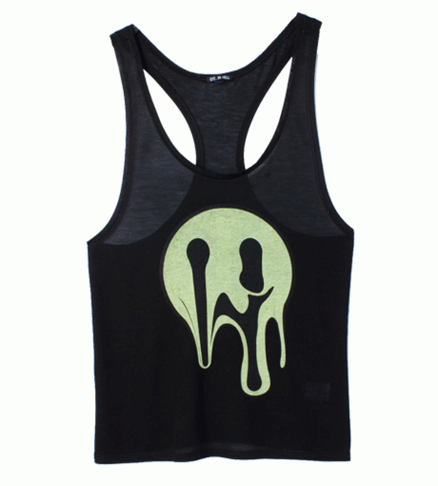 22. Juli 2012: Est in Hell, klingt erstmal komisch, ist es aber gar nicht! Wir finden die Fashion-Shirts des neuen Berliner Labels einfach super! Tanktop über estinhell.com, ca. 80 Euro