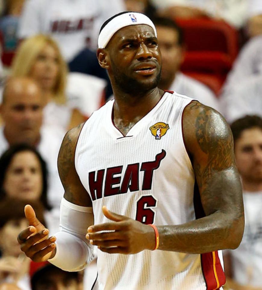 Auf Platz 2 der mächtigsten Promis befindet sich Basketball-Star LeBron James, der 2013 noch auf Platz 16 war. Er verdiente rund 53 Millionen Euro - unter anderem dank lukrativer Werbeverträge