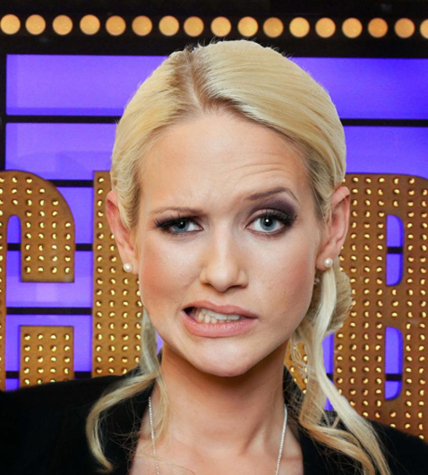 Anschließend versuchte sich Sarah Knappik als Comedian in Ingo Appelts