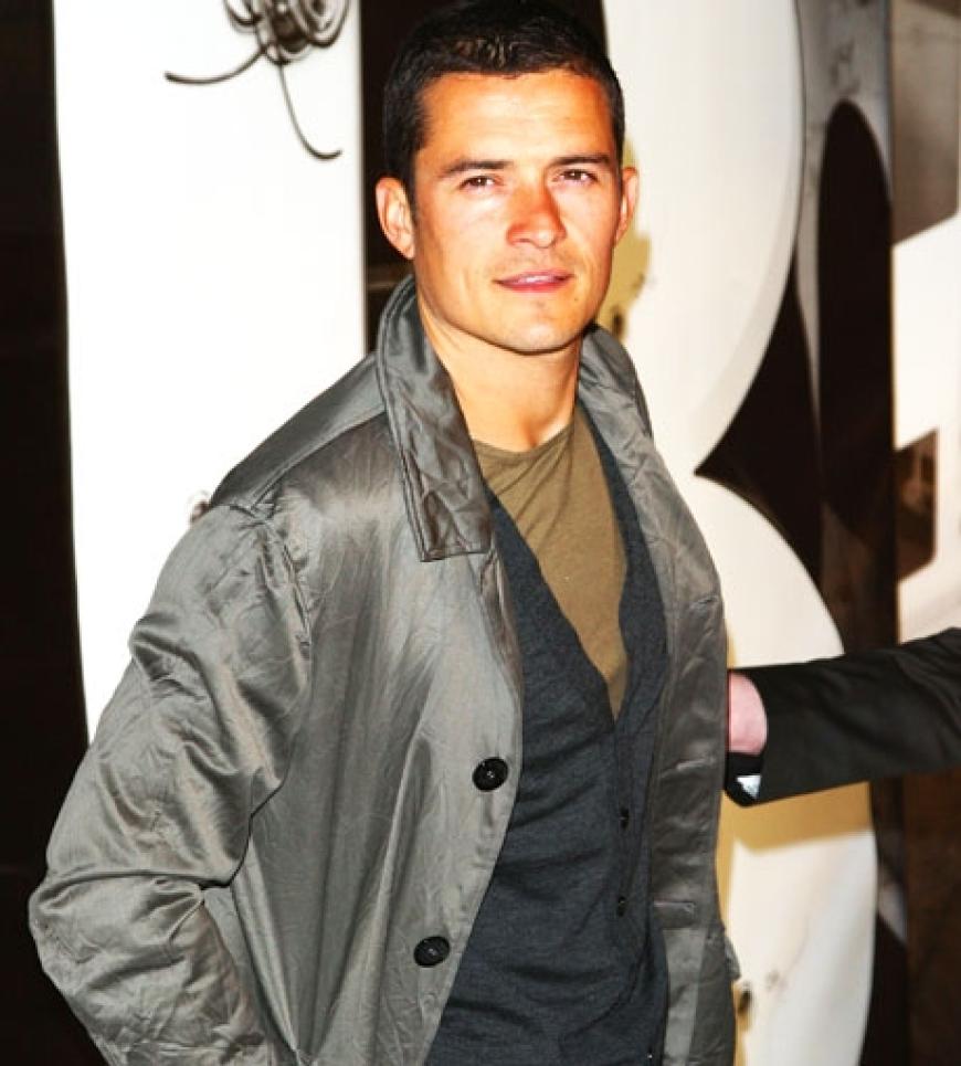 Sexy Orlando Bloom war ohne seine Modelfreundin Miranda Kerr gekommen