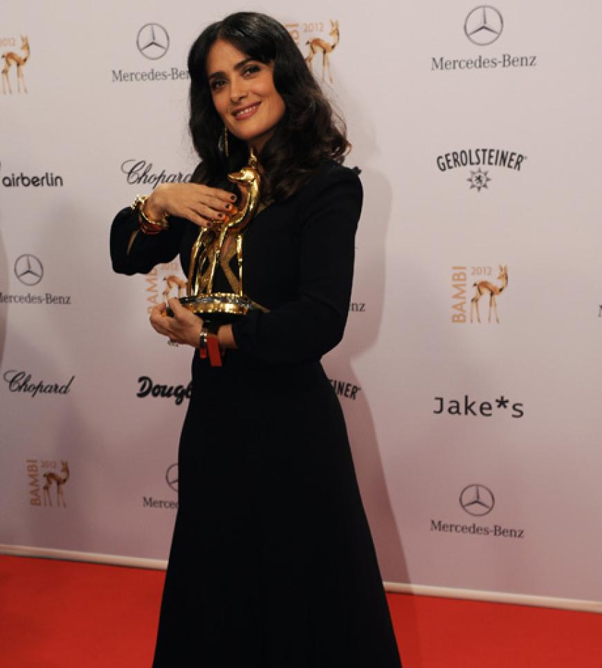 Hollywood zu Gast in Düsseldorf: Zur Verleihung des Bambi kamen Superstars wie Salma Hayek oder Celine Dion, um ihr Rehkitz abzuholen. OK! hat die Bilder des Abends!