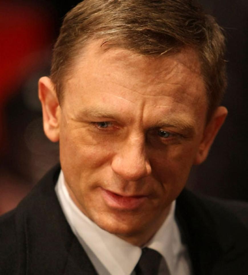 Daniel Craig