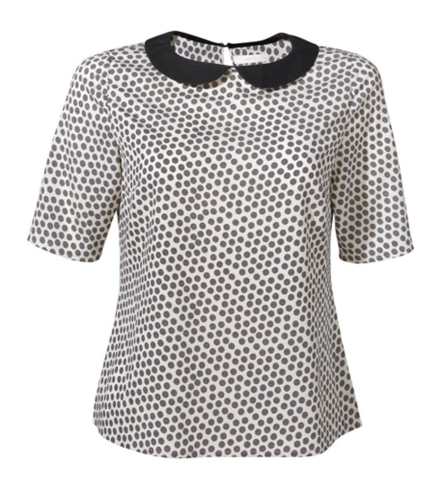 17. August 2012: Passt zu Jeans und Bleistiftrock: Shirt mit Bubikragen von Jake's, ca. 35 Euro