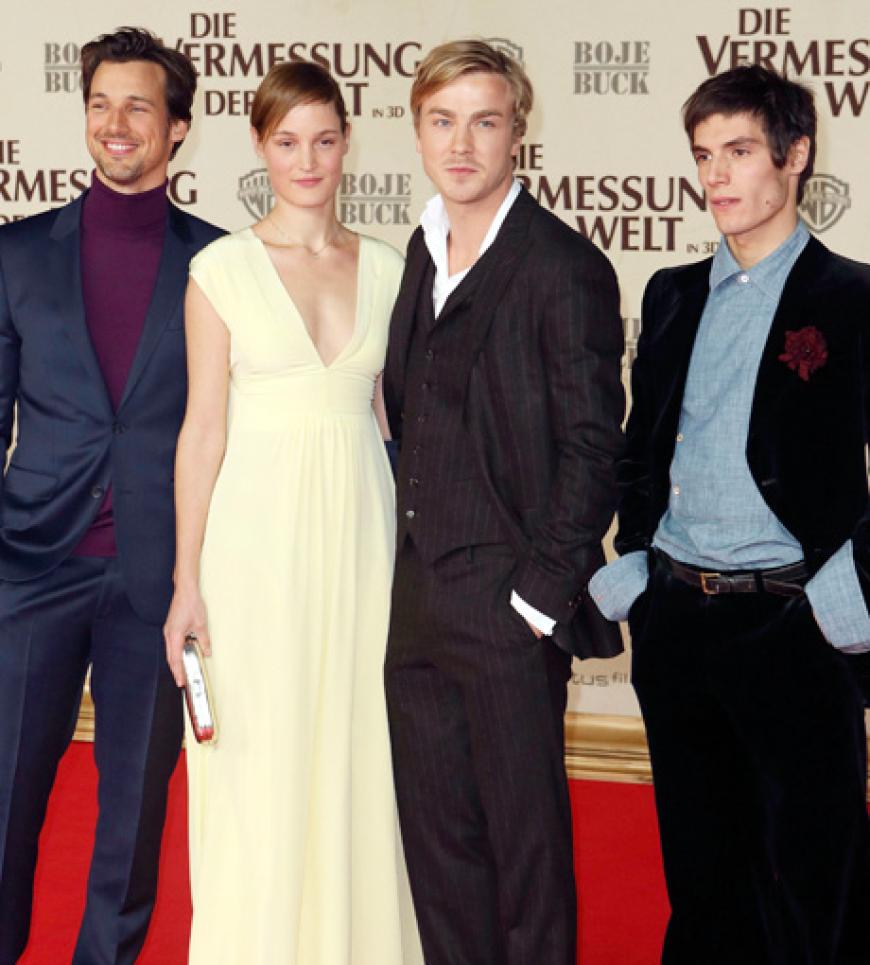 Florian David Fitz, Vicky Krieps, Albrecht Abraham Schuch und Jeremy Kapone