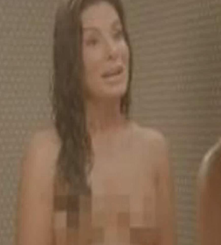 Sogar eine Ohrfeige verpasste Sandra der Moderatorin