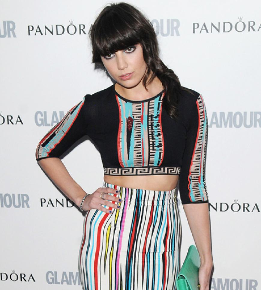 Daisy Lowe zeigte Bauch