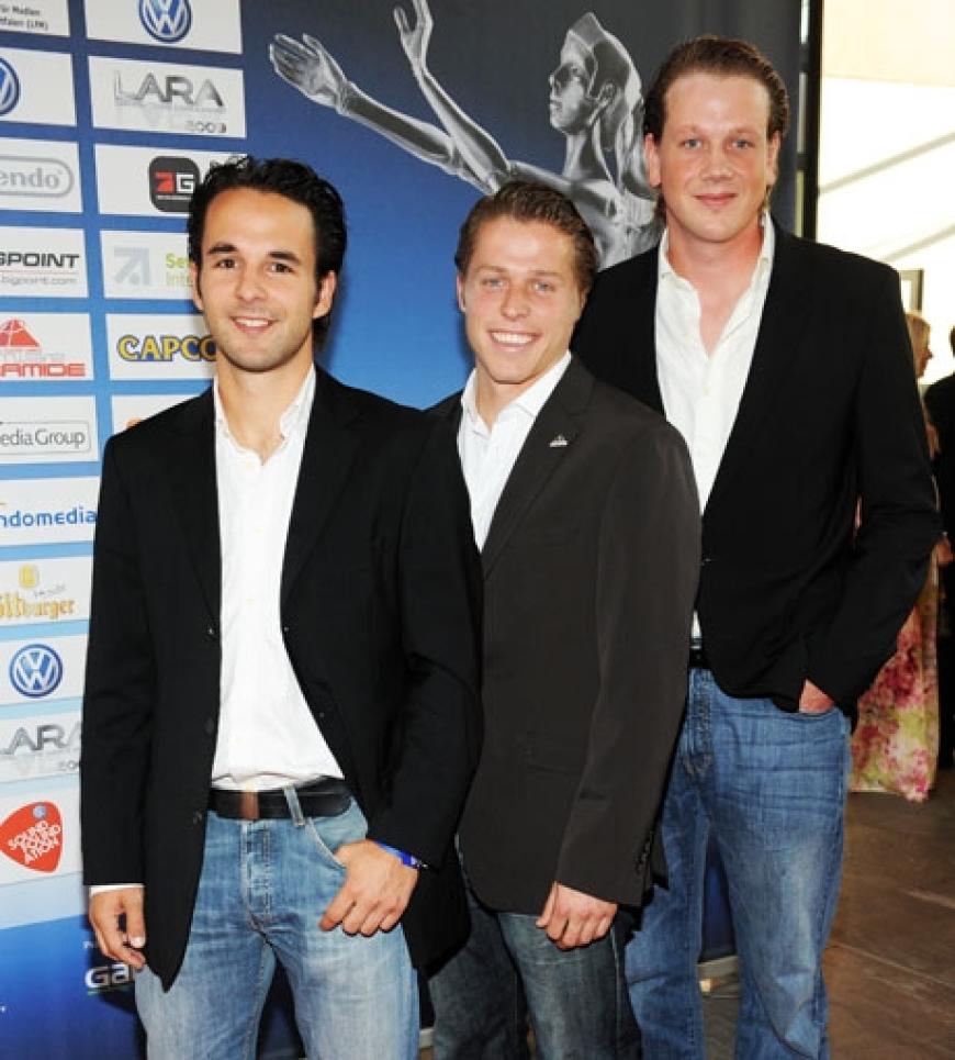 Die Hockey-Nationalspieler Tibor Weißenborn (l-r), Timo Wess und Max Weinhold