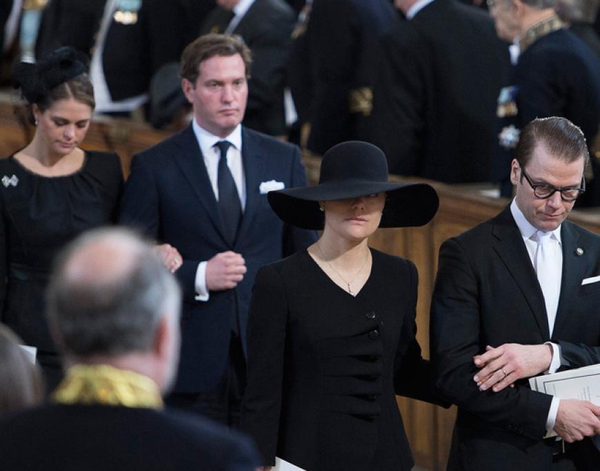 Im März 2013 starb Madeleines Großtante Lilian - die ganze Familie war in großer Trauer. Chris unterstütze seine Verlobte