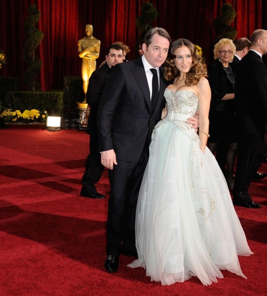 Ist dieses Ehe-Glück echt oder erhalten Matthew Broderick und Sarah Jessica Parker bald auch einen Schauspiel-Oscar? Auf dem Roten Teppich wirkten sie sehr verliebt