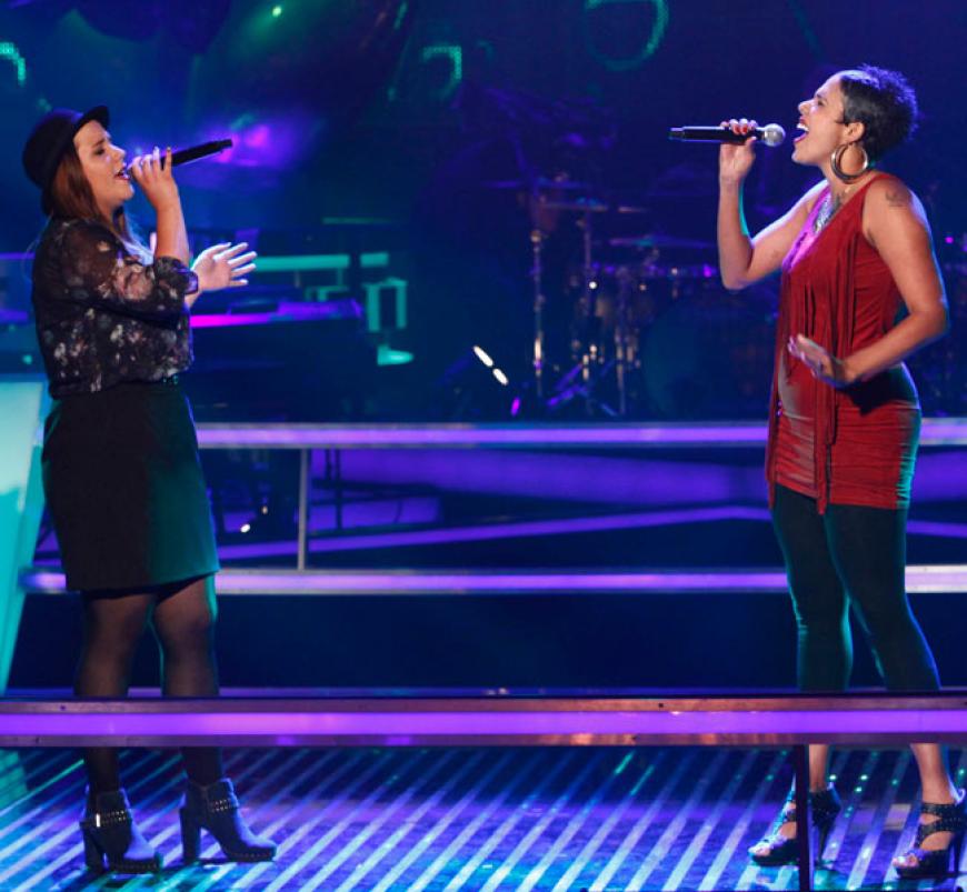 Die beiden performen eine Ballade: