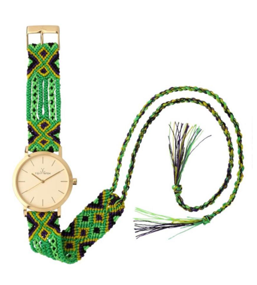 20. Juli 2012: Diese Uhr ist Schmuckstück und Zeitmesser in einem! Das geknöpfte Hippie-Armband gibt es in unterschiedlichen Farben und lässt sich so perfekt der eigenen Sommergarderobe anpassen. Von ToyWatch, ca. 145 Euro