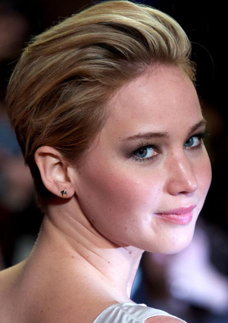 Fünf Premieren - fünf unterschiedliche Looks. Jennifer Lawrence zeigte auf der Europa-Tour von