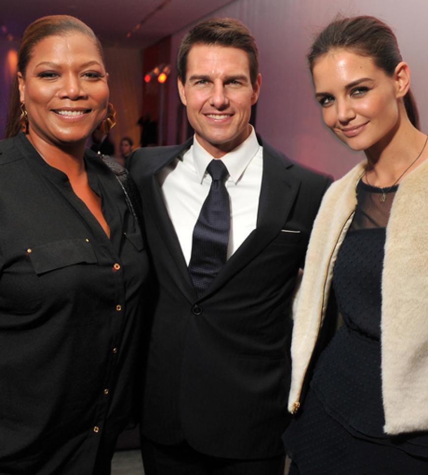 Schausipelerin Queen Latifah stellte sich mit Tom Cruise und Katie Holmes für ein gemeinsames Foto auf