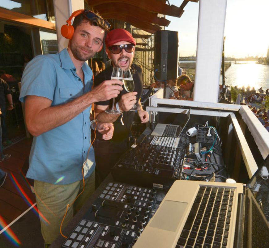 Sorgten für die perfekte musikalische Stimmung: DJs wie Henrik Schwarz, Sunlightsquare, Raphael Marionneau, RSS Disco sowie die wavemusic DJs Tim Tabel & Max Disko