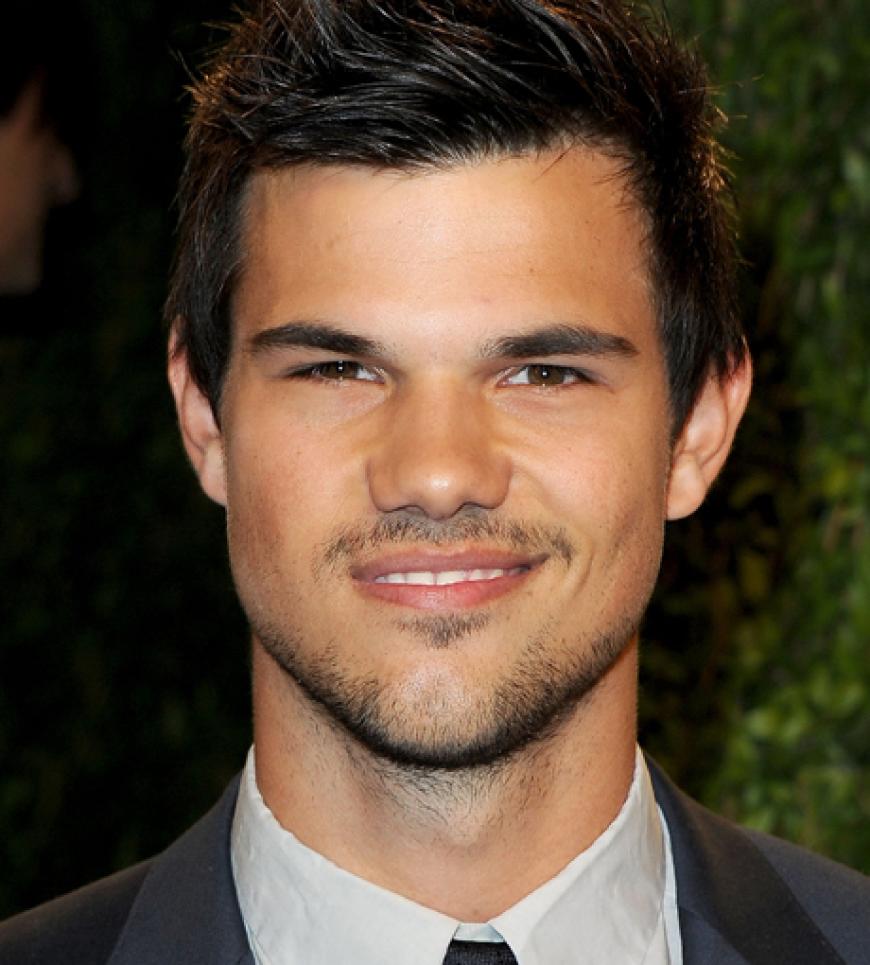Diesem Milchbubi liegen die Mädchen schon längst zu Füßen: Taylor Lautner