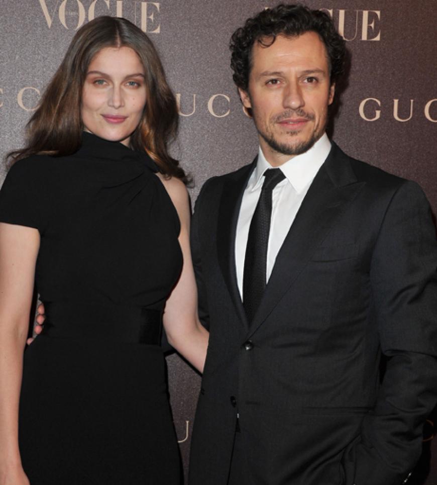 Die brünette Schönheit kam gemeinsam mit ihrem Ehemann, dem italienischen Schauspieler Stefano Accorsi, zum glamourösen Event