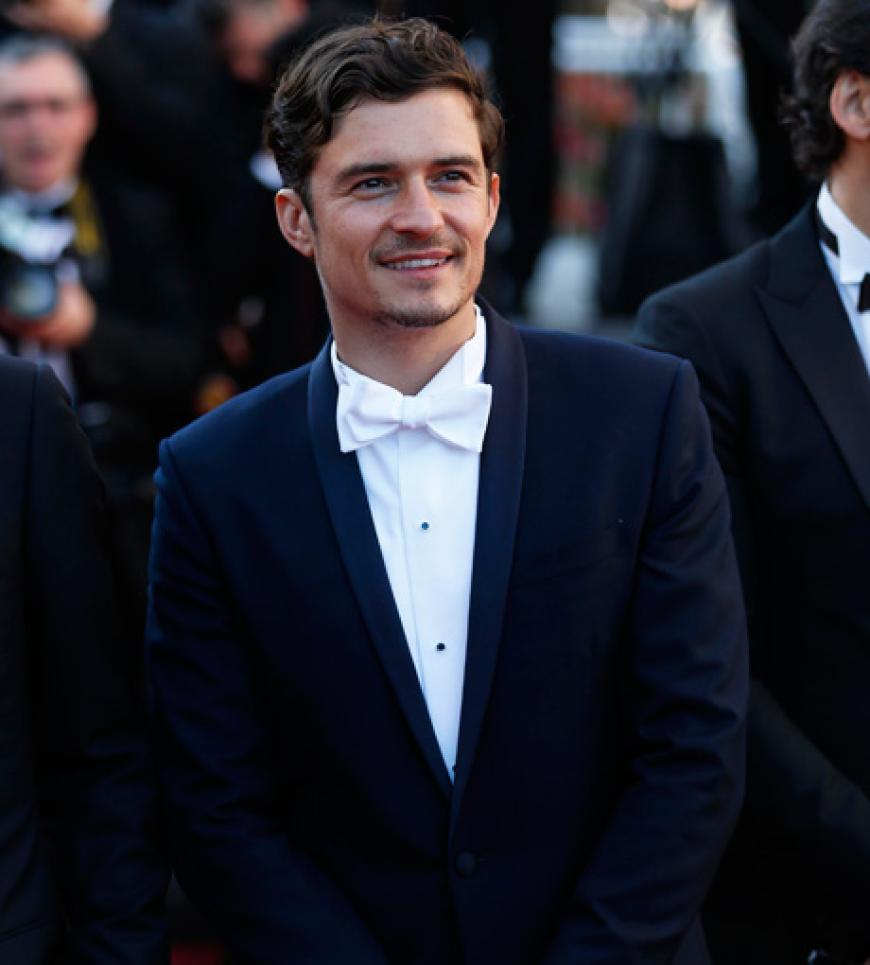 Orlando Bloom macht auch alleine auf dem Roten Teppich eine gute Figur