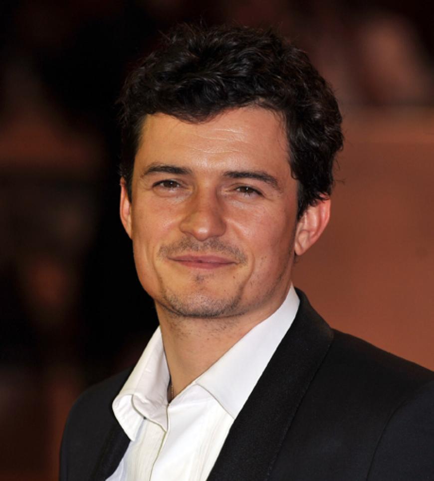Schade, dieser Mann ist leider schon verheiratet und seit wenigen Monaten Vater: Orlando Bloom reiste leider ohne seine Frau, Topmodel Miranda Kerr, an