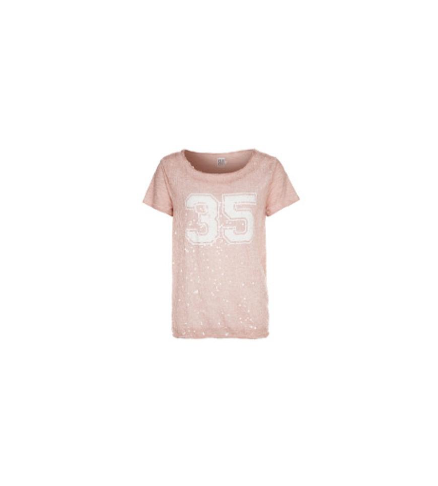 Glamourfaktor: nude farbendes Print T-shirt mit funkelnden Paillleten von Saint Tropez, jetzt 21 Euro